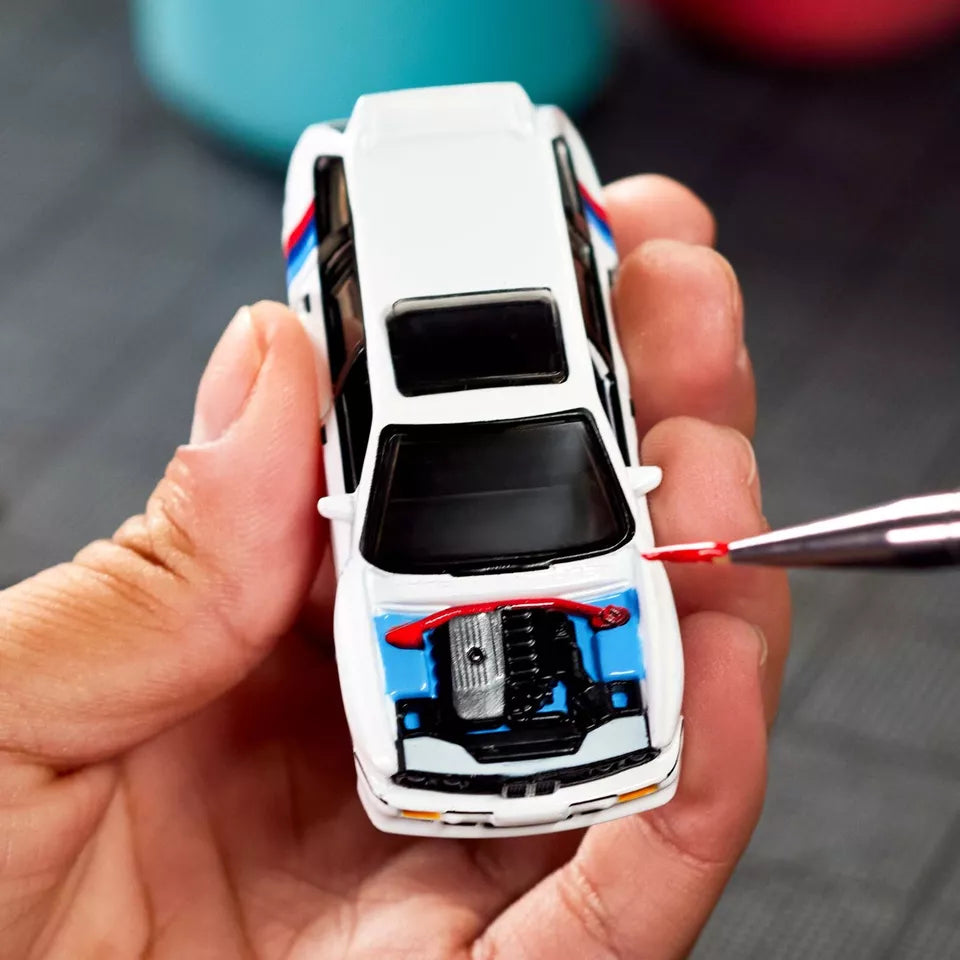 Hot Wheels Collectors Elite 64 1990 BMW 318i Touring - Real Riders - In Stock